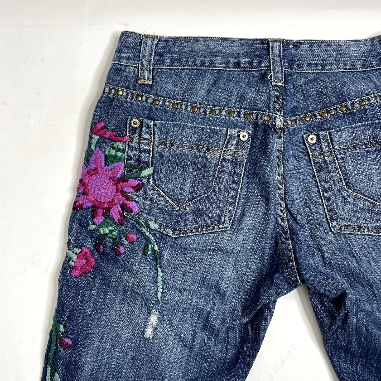 Vintage Floral Embroidered Denim Low Rise Jeans