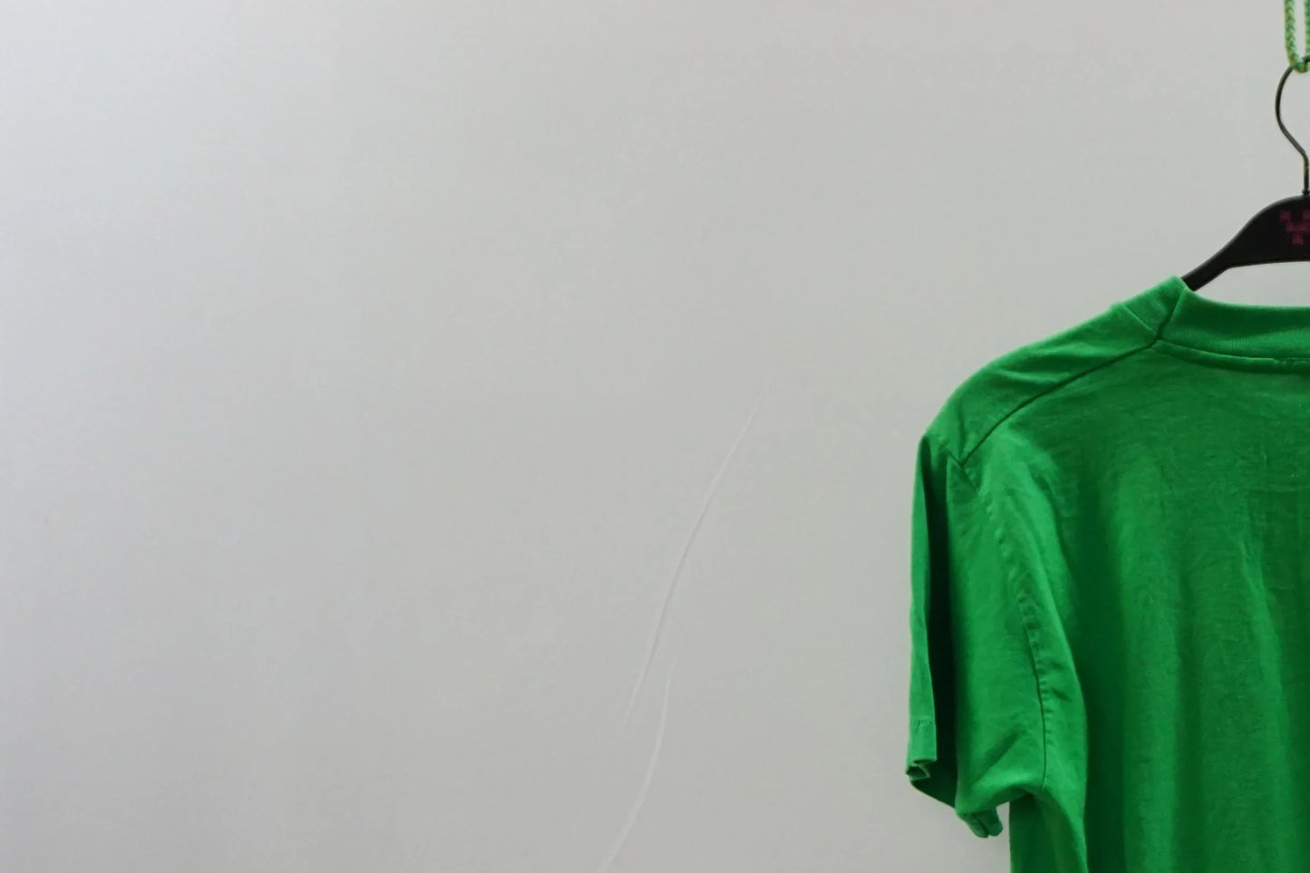 Vintage Best/Screen Stars Green Single Stitch Tee-Shirt - 90s Top Left