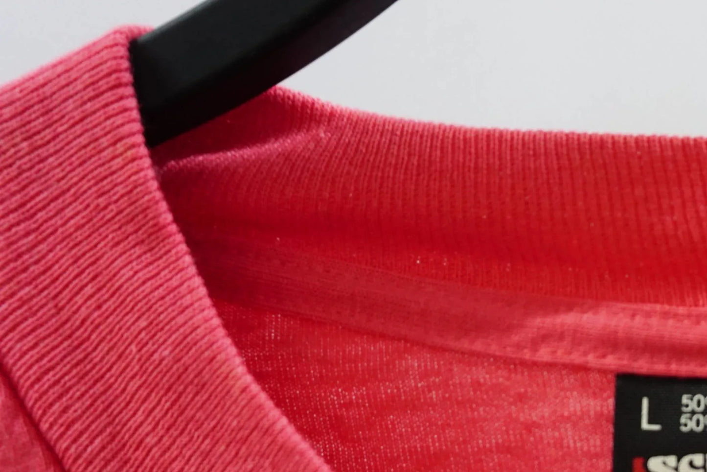 Vintage Best/Screen Stars Red Single Stitch Tee-Shirt - 90s Top Left