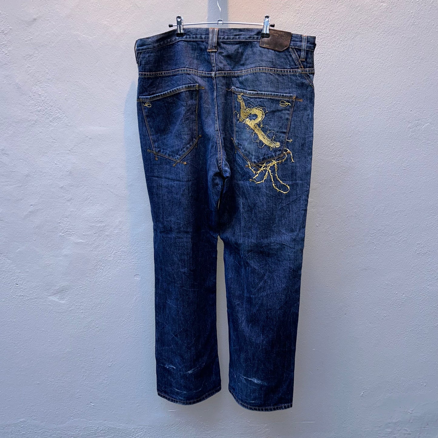 Rocawear Golden R Baggy Pants