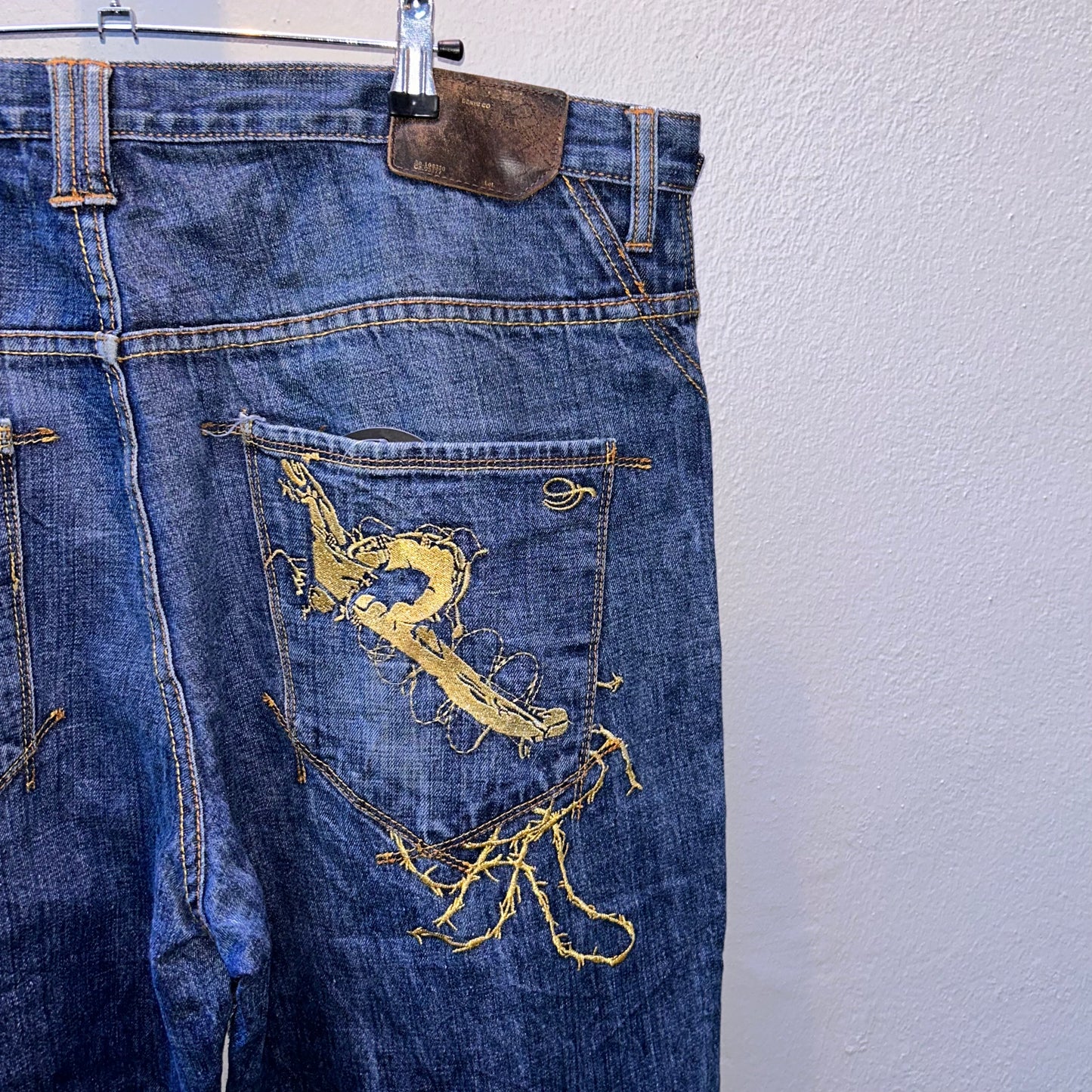 Rocawear Golden R Baggy Pants