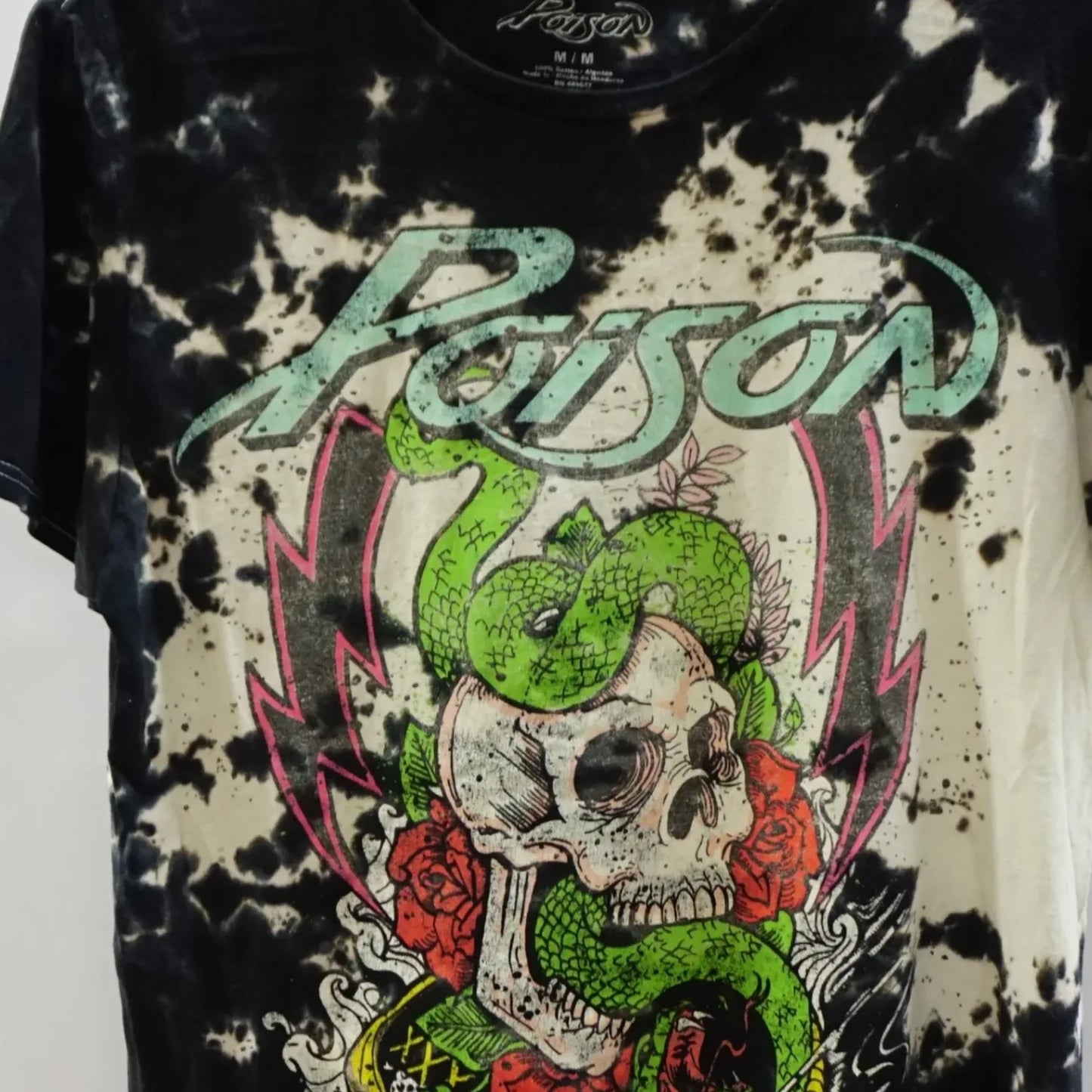 Vintage Black And White Poison Tee-Shirt Center