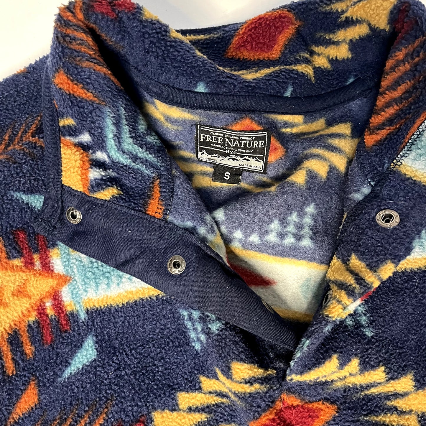 Vintage Free Nature Blue Fleece
