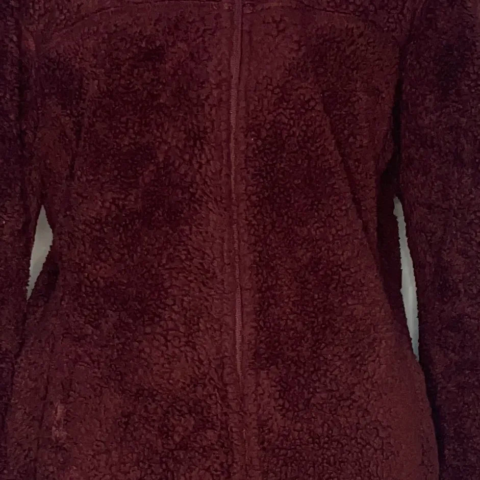 Vintage Still Water Supply Co Red Fleece