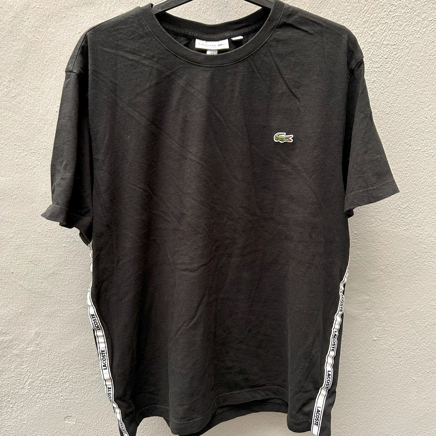 Black Lacoste tee-shirt