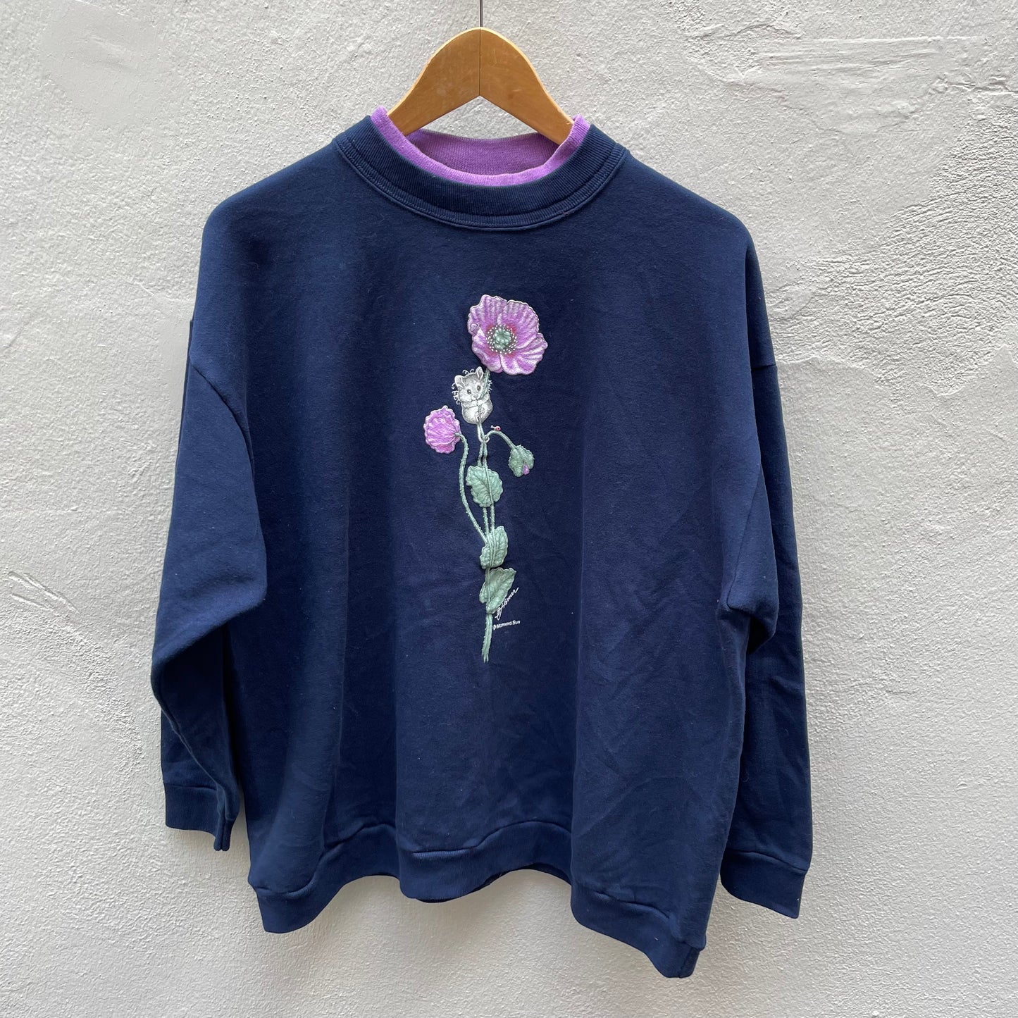 Vintage Flower Navy Sweatshirt